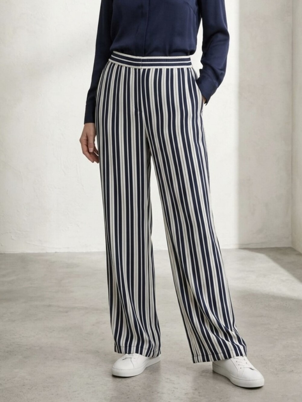 Sincerely Jules Navy & White Vertical Stripe Wide-Leg Pants